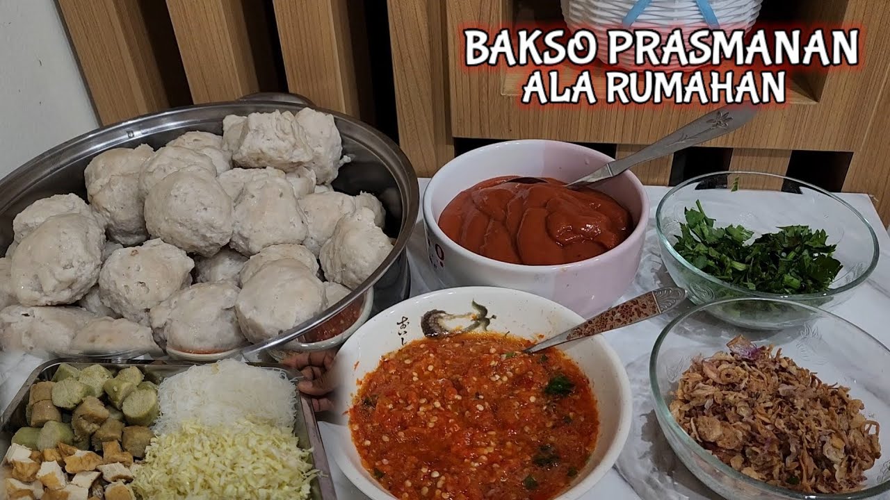 Bakso Prasmanan & Soto Mbah Ndut: Kebanggaan Kuliner Cilacap yang Tak Terlupakan